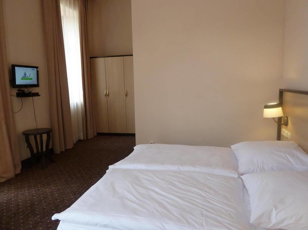 Hotel Lomsia Akhaltsikhé Extérieur photo