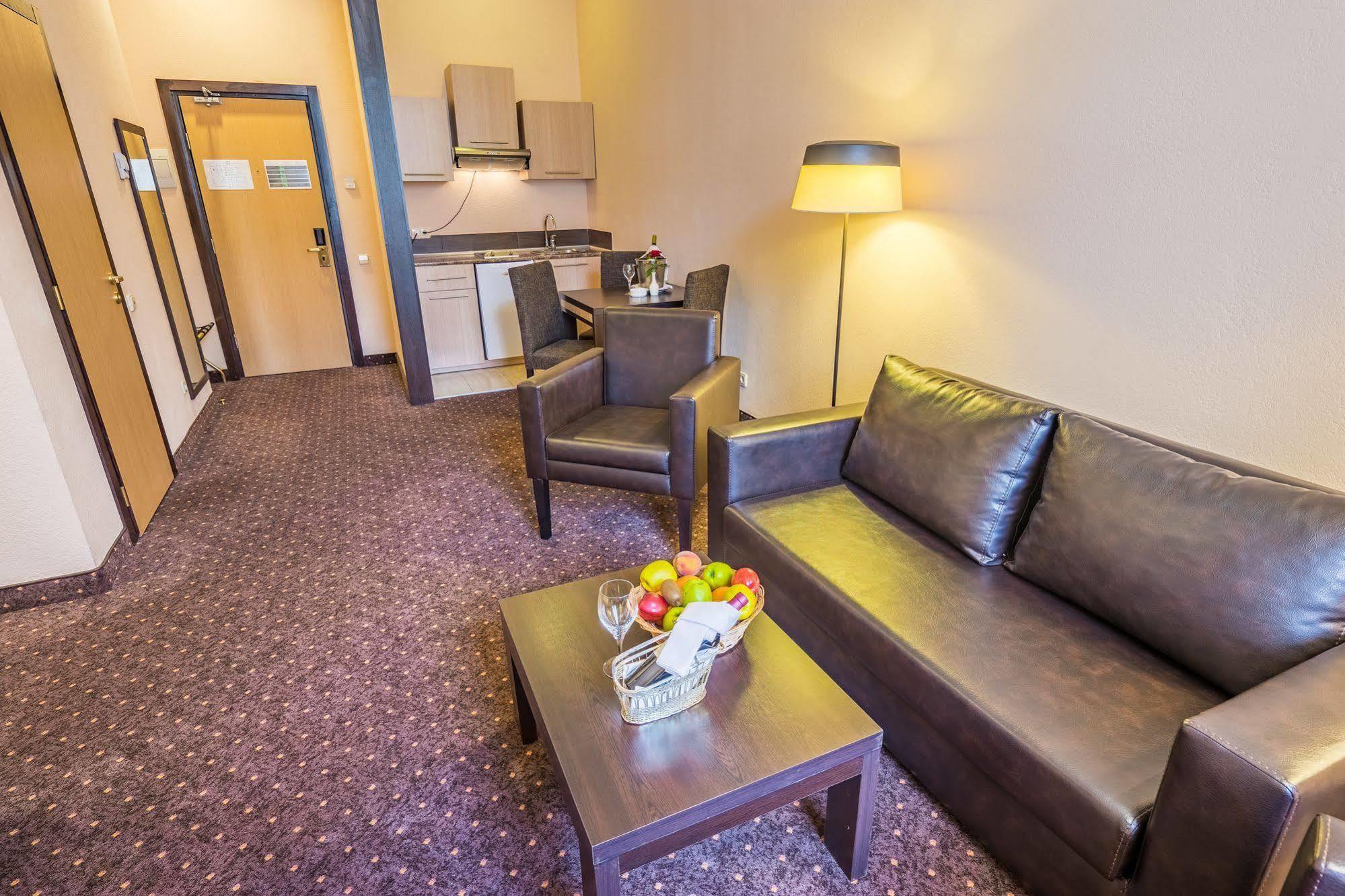 Hotel Lomsia Akhaltsikhé Extérieur photo